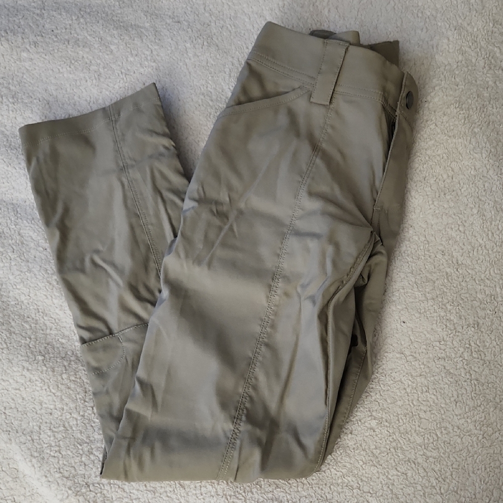 NWT Duluth Women's Dry On The Fly Slim Leg Pants